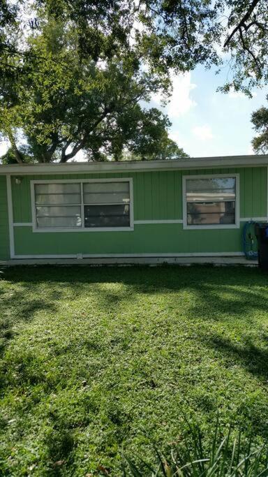 Green house Tampa Buitenkant foto